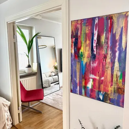 Melkein 100 Nelioetae Tampereen Ydinkeskustassa 公寓 *