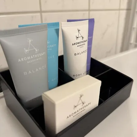 Melkein 100 Nelioetae Tampereen Ydinkeskustassa * 坦佩雷