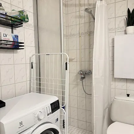Melkein 100 Nelioetae Tampereen Ydinkeskustassa Διαμέρισμα