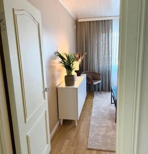 Melkein 100 Nelioetae Tampereen Ydinkeskustassa 公寓 *