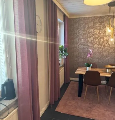 Melkein 100 Nelioetae Tampereen Ydinkeskustassa 公寓 坦佩雷